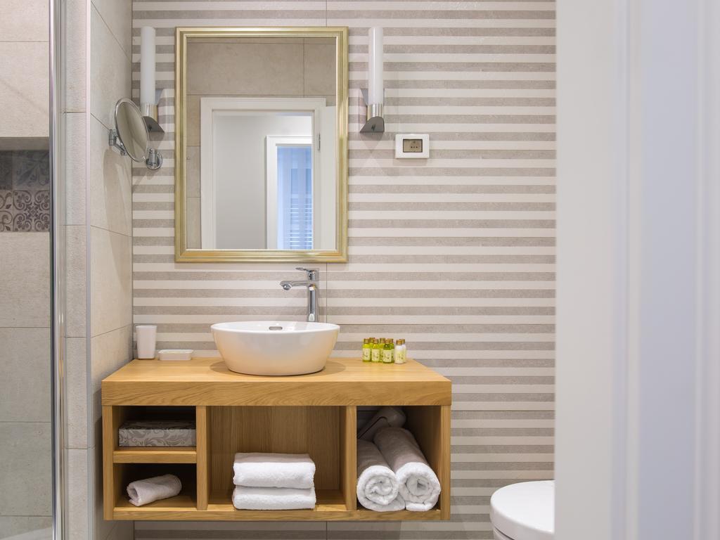 Tailor Two-Bedroom Suite دوبروفينك المظهر الخارجي الصورة