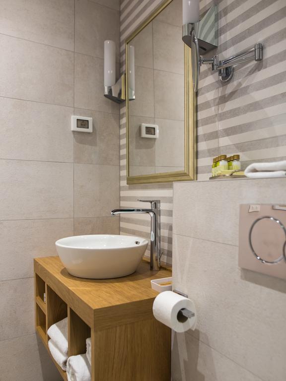 Tailor Two-Bedroom Suite دوبروفينك المظهر الخارجي الصورة